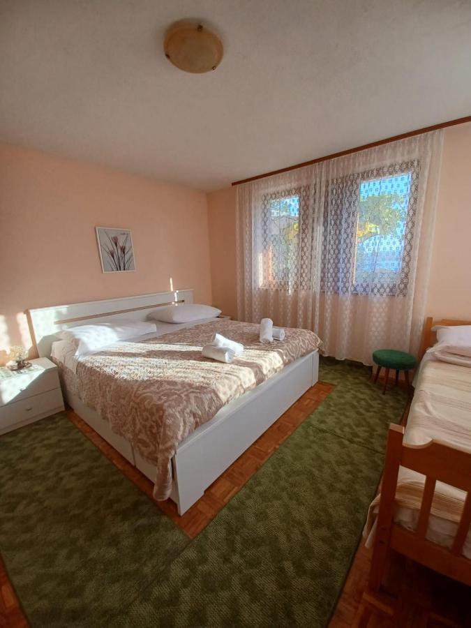 Apartments Simona Crikvenica Eksteriør billede