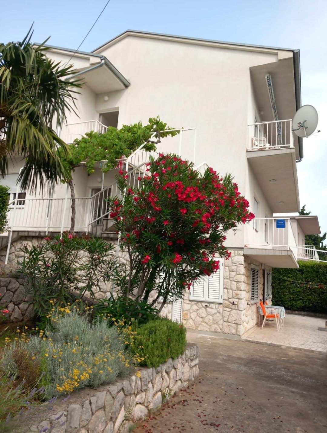 Apartments Simona Crikvenica Eksteriør billede